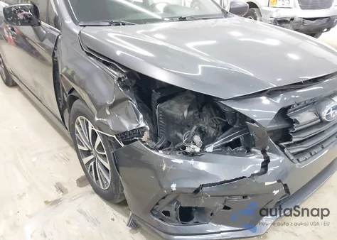 2019 Subaru Legacy 2.5I из США, поврежденный, VIN 4S3BNAB63K3012890